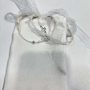 ΜΑΡΤΥΡΙΚΑ ΚΟΡΙΤΣΙ ΜΕ ΑΣΗΜΙ ΣΤΑΥΡΟ